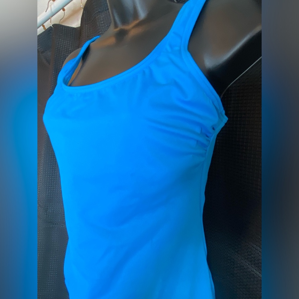 Lands End One piece Blue swimsuit. Wired bust, bunched accents. NWOT. Size 10. - Picture 2 of 11